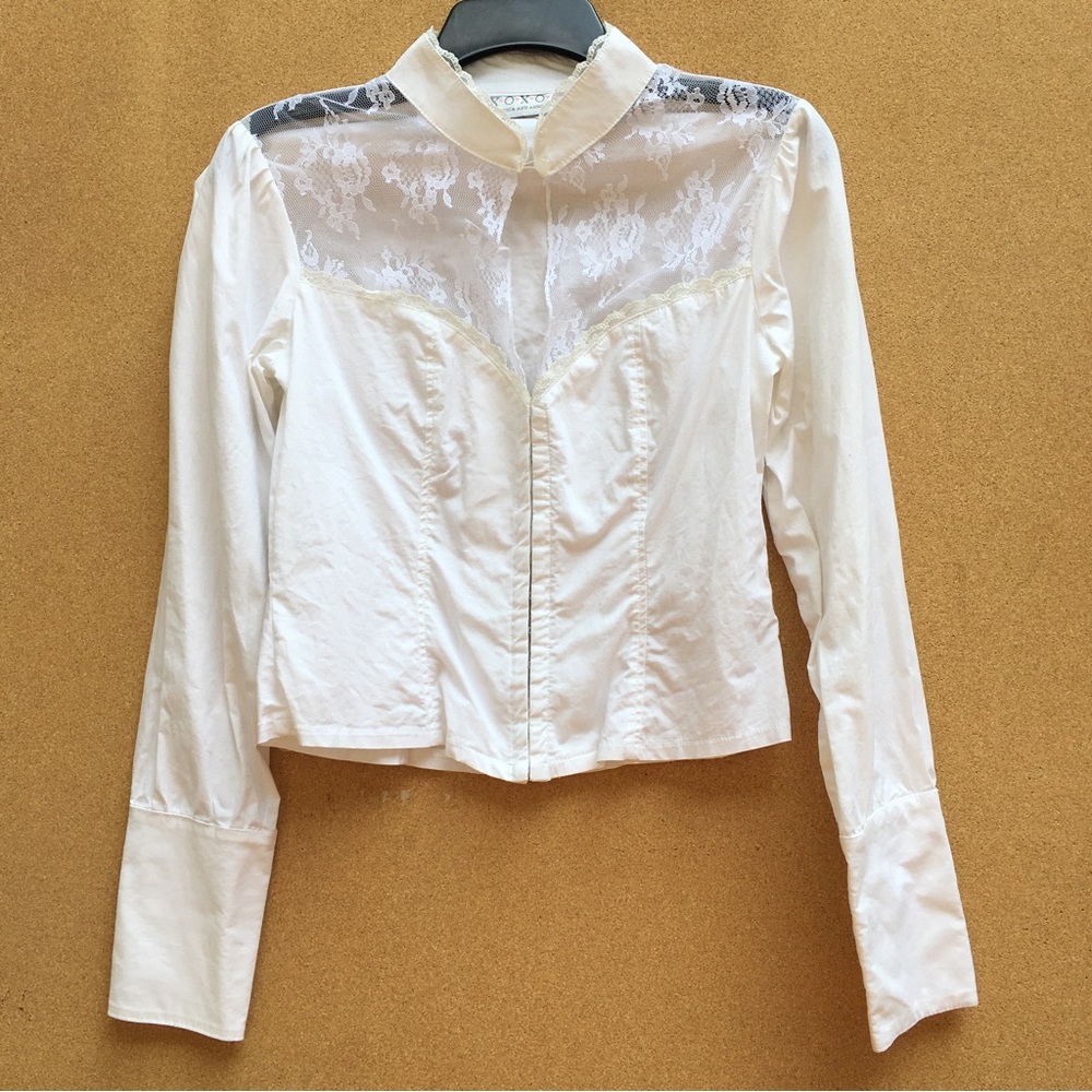$1 Vintage white blouse with lace (M) cotton - made in USA